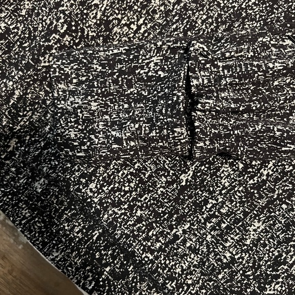 Lululemon Size 6 Winter Long Sleeve Running Top - Picture 8 of 10